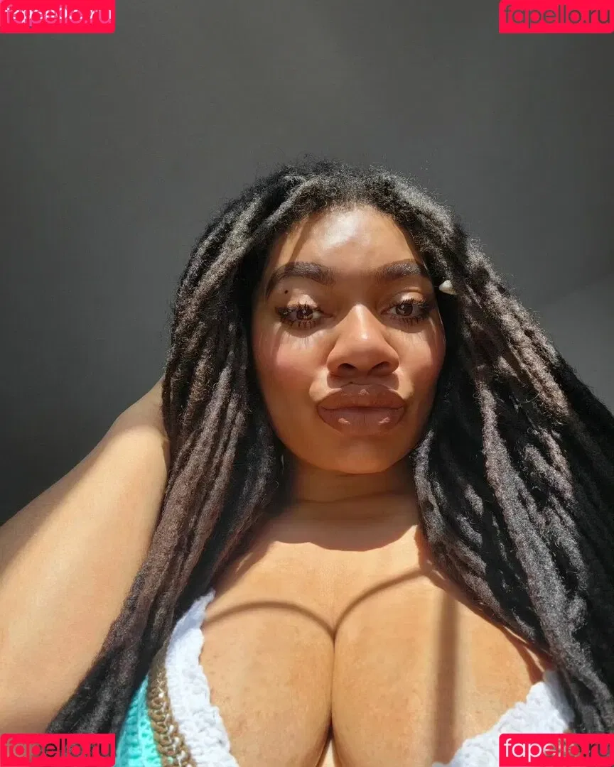 LockedHoneyPrincess Onlyfans Photo Gallery 