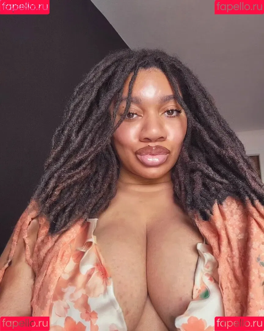 LockedHoneyPrincess Onlyfans Photo Gallery 