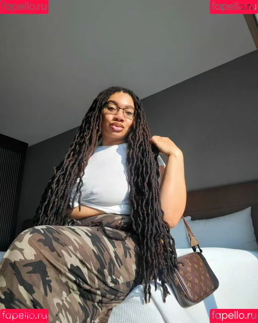 LockedHoneyPrincess Onlyfans Photo Gallery 
