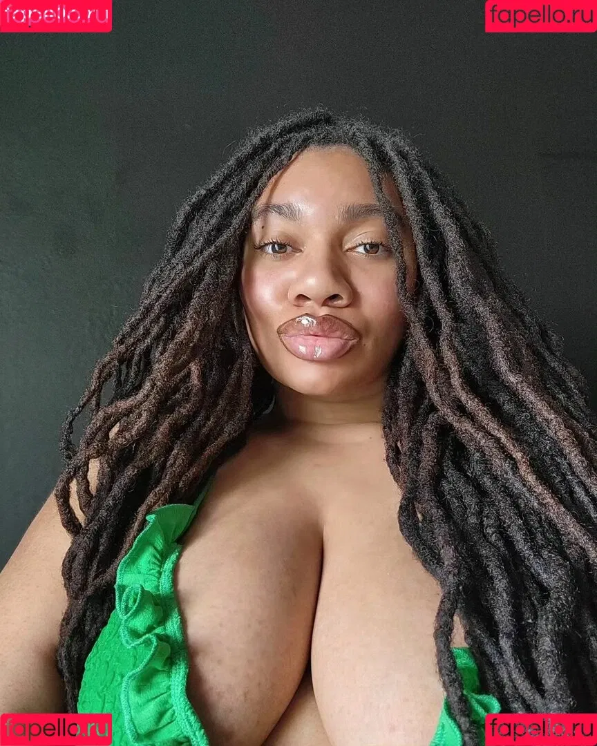 LockedHoneyPrincess Onlyfans Photo Gallery 