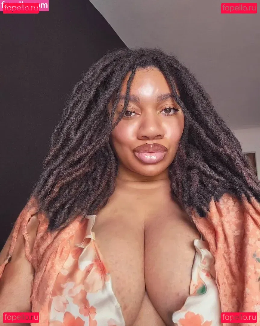 LockedHoneyPrincess Onlyfans Photo Gallery 