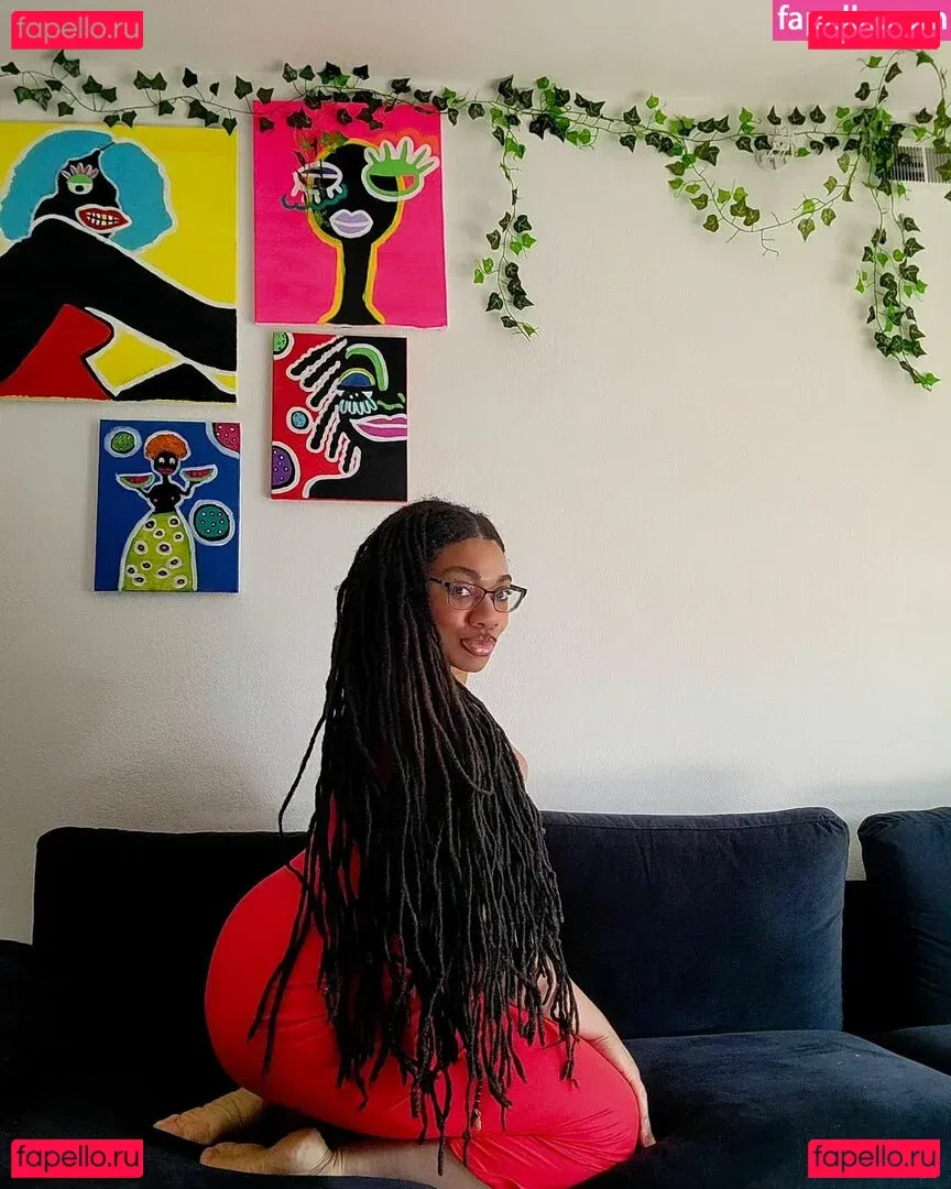 LockedHoneyPrincess Onlyfans Photo Gallery 