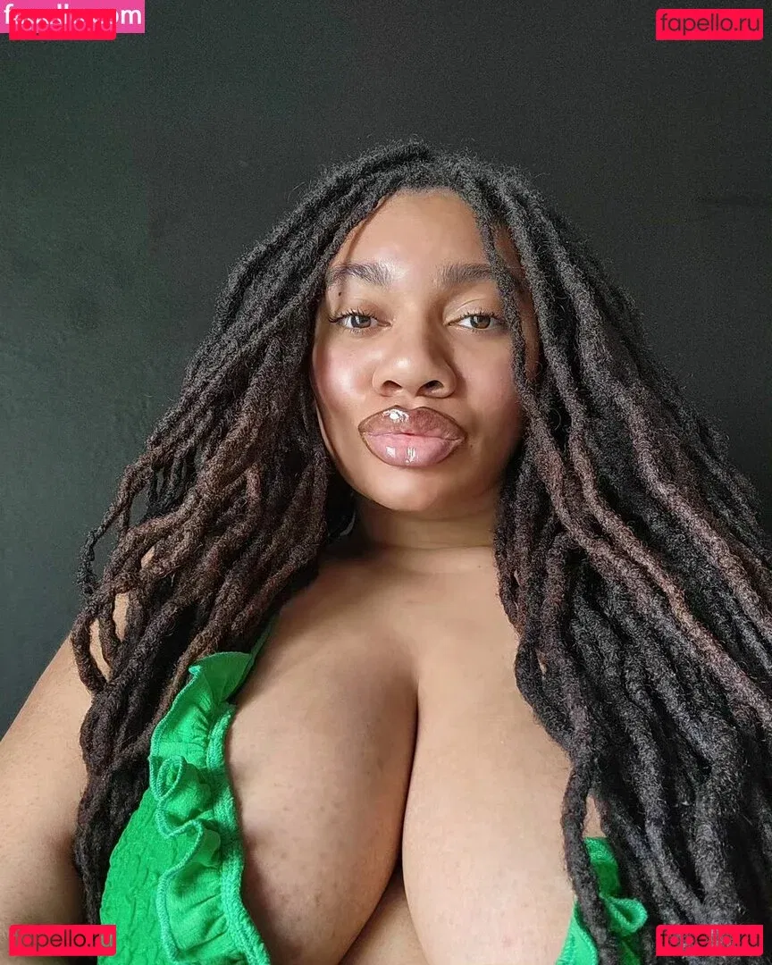 LockedHoneyPrincess Onlyfans Photo Gallery 