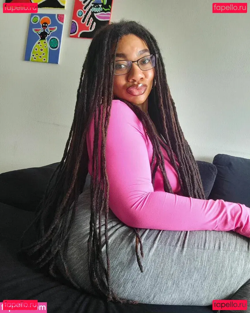 LockedHoneyPrincess Onlyfans Photo Gallery 