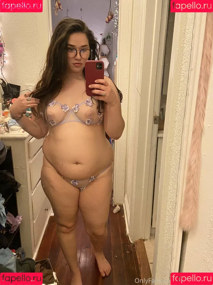 kellijellibelli Onlyfans Photo Gallery 