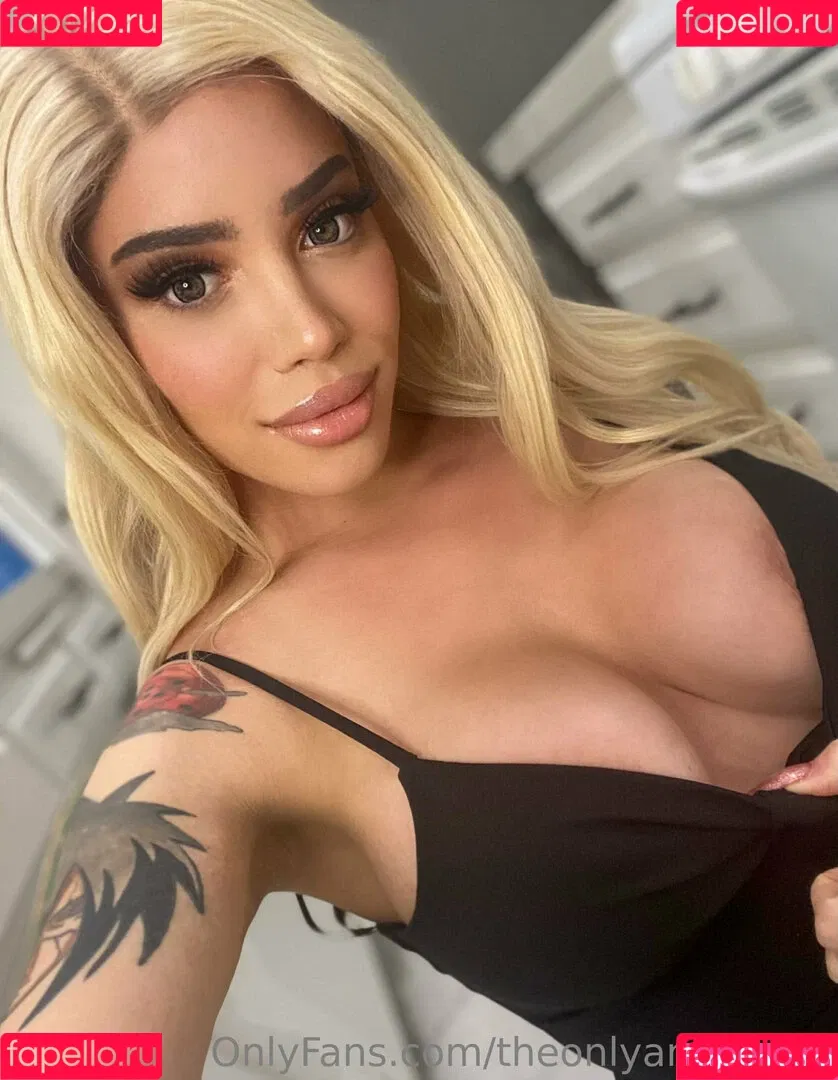 theonlyanaconda Onlyfans Photo Gallery 