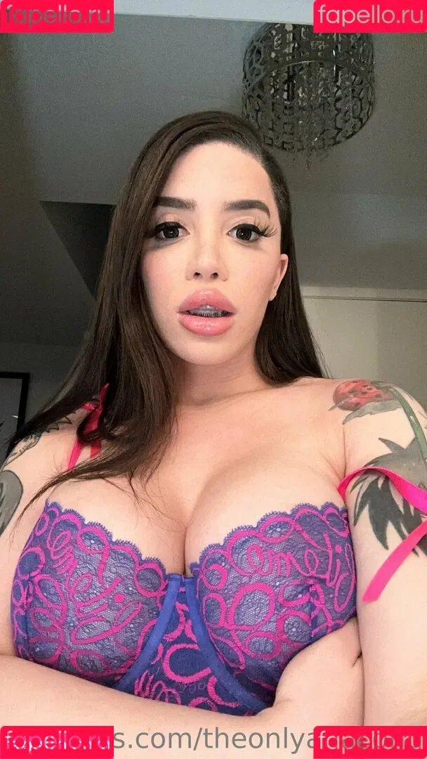 theonlyanaconda Onlyfans Photo Gallery 