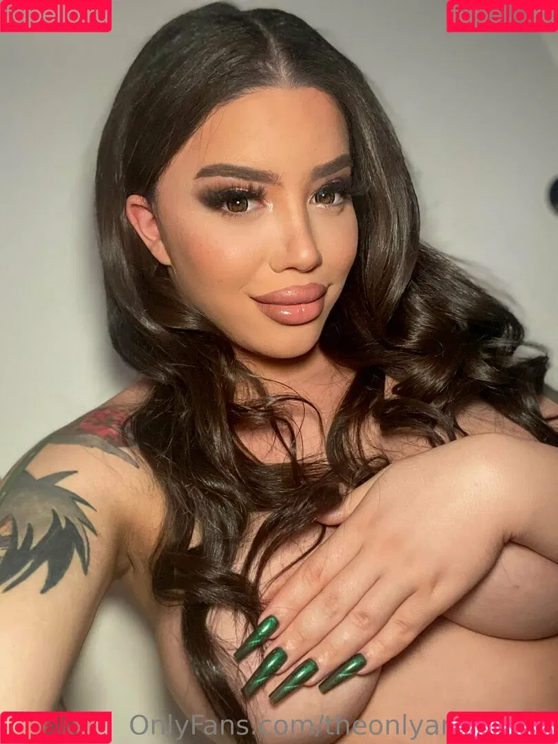 theonlyanaconda Onlyfans Photo Gallery 