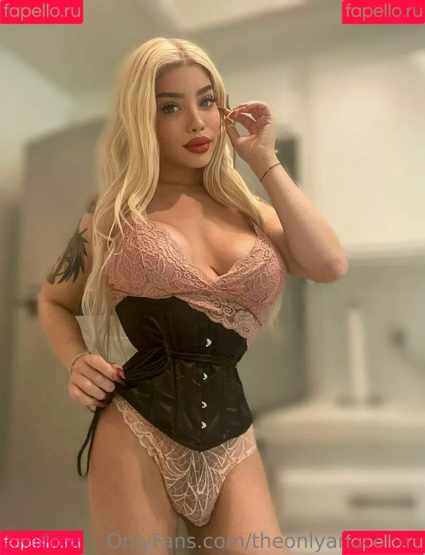 theonlyanaconda Onlyfans Photo Gallery 
