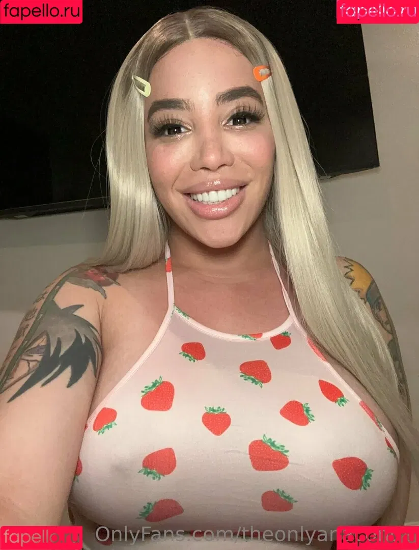 theonlyanaconda Onlyfans Photo Gallery 