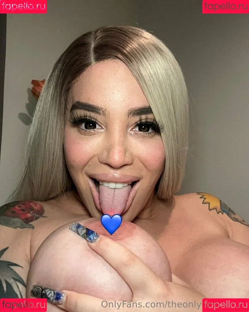 theonlyanaconda Onlyfans Photo Gallery 