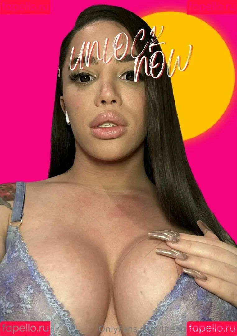 theonlyanaconda Onlyfans Photo Gallery 