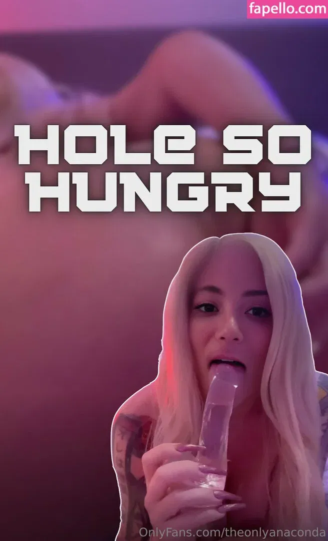 theonlyanaconda Onlyfans Photo Gallery 