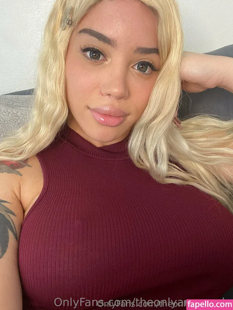 theonlyanaconda Onlyfans Photo Gallery 