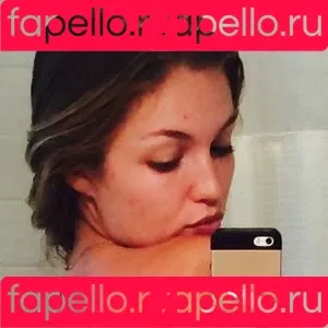 Lili Simmons Onlyfans Photo Gallery 