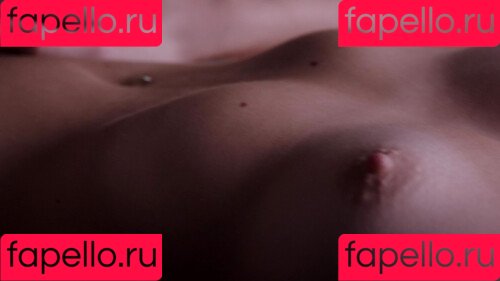 Lili Simmons Onlyfans Photo Gallery 