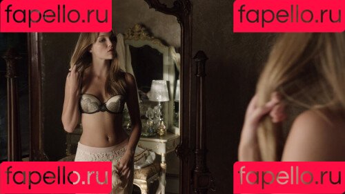 Lili Simmons Onlyfans Photo Gallery 