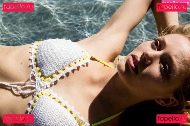 Grace Van Dien Onlyfans Photo Gallery 