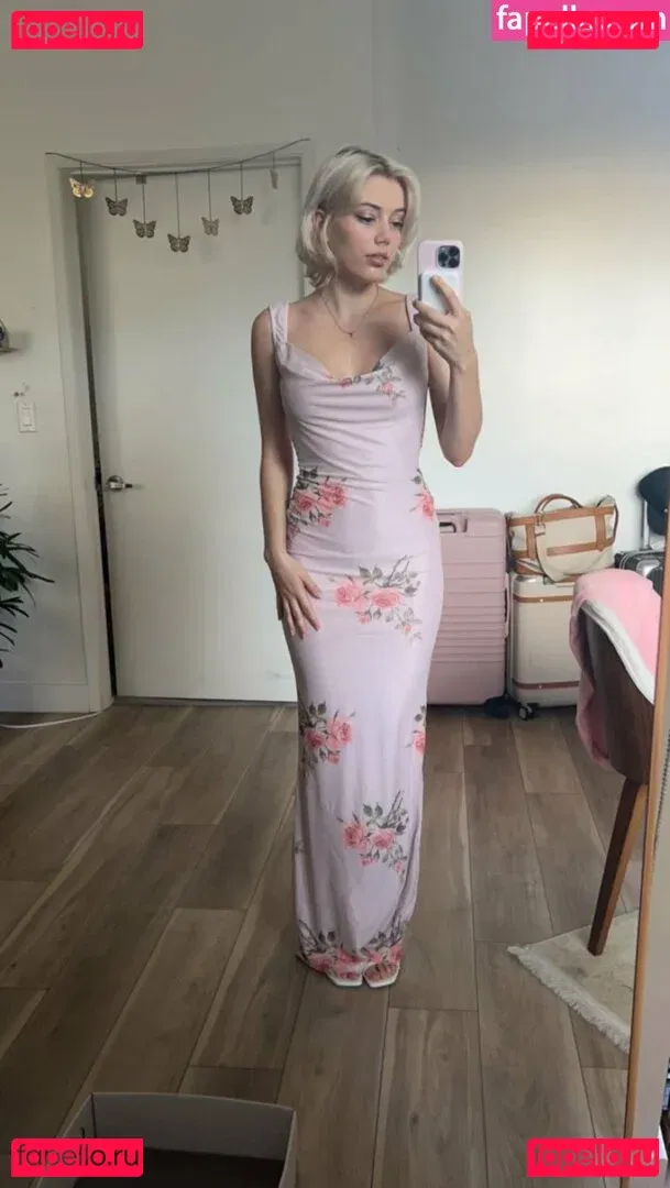 Grace Van Dien Onlyfans Photo Gallery 