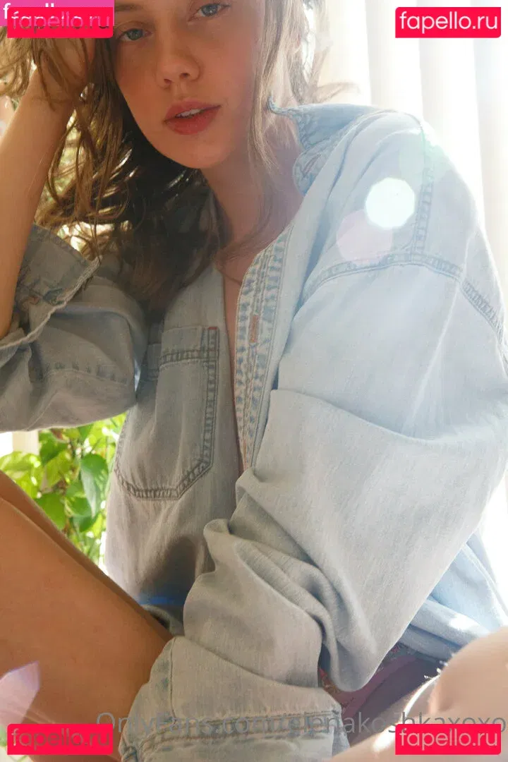 Elenakoshkaxoxo Onlyfans Photo Gallery 