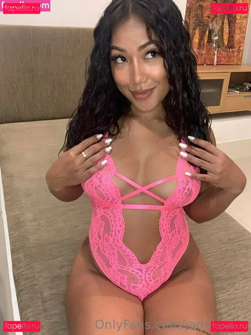 jannieasia Onlyfans Photo Gallery 
