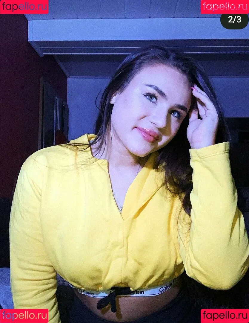 Fiona Schramm Onlyfans Photo Gallery 