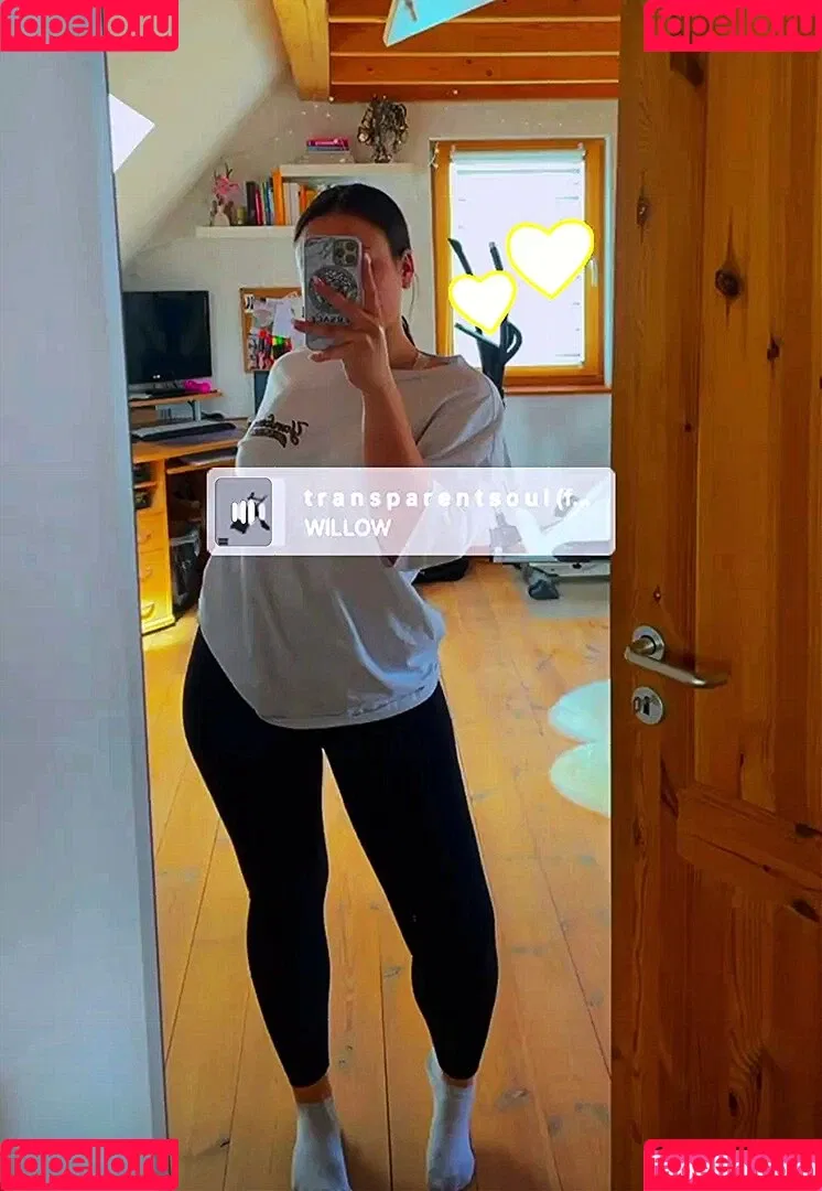 Fiona Schramm Onlyfans Photo Gallery 