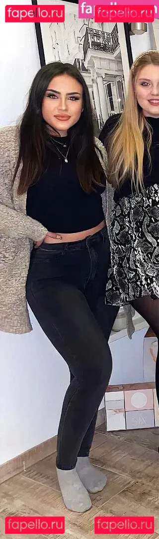 Fiona Schramm Onlyfans Photo Gallery 