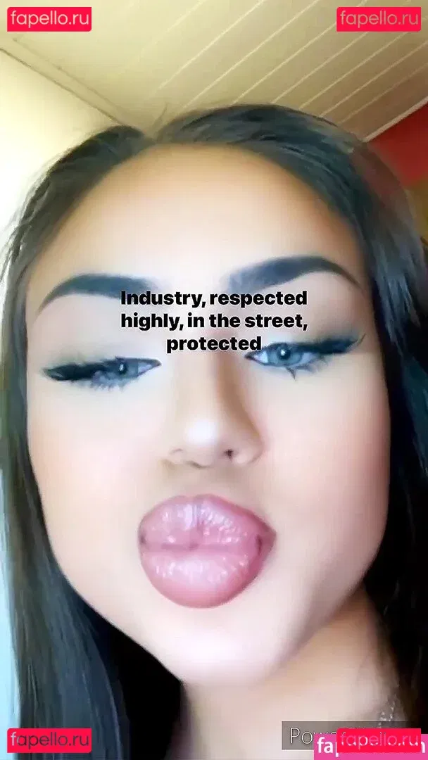 Fiona Schramm Onlyfans Photo Gallery 