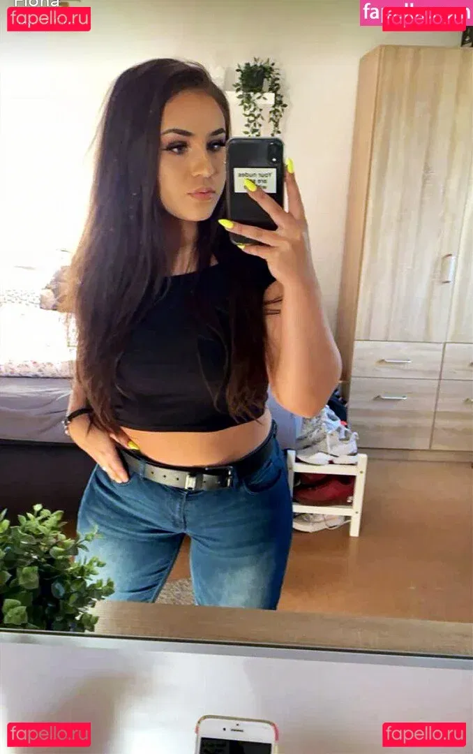 Fiona Schramm Onlyfans Photo Gallery 