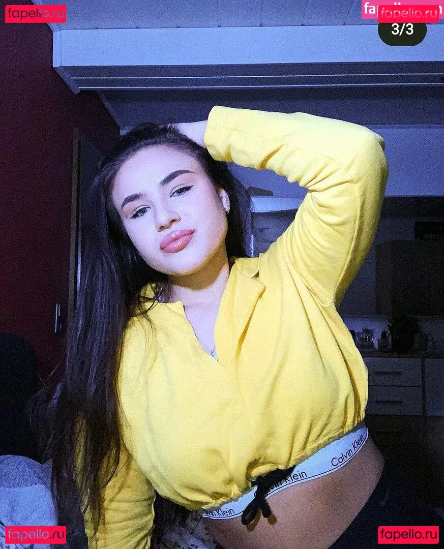 Fiona Schramm Onlyfans Photo Gallery 