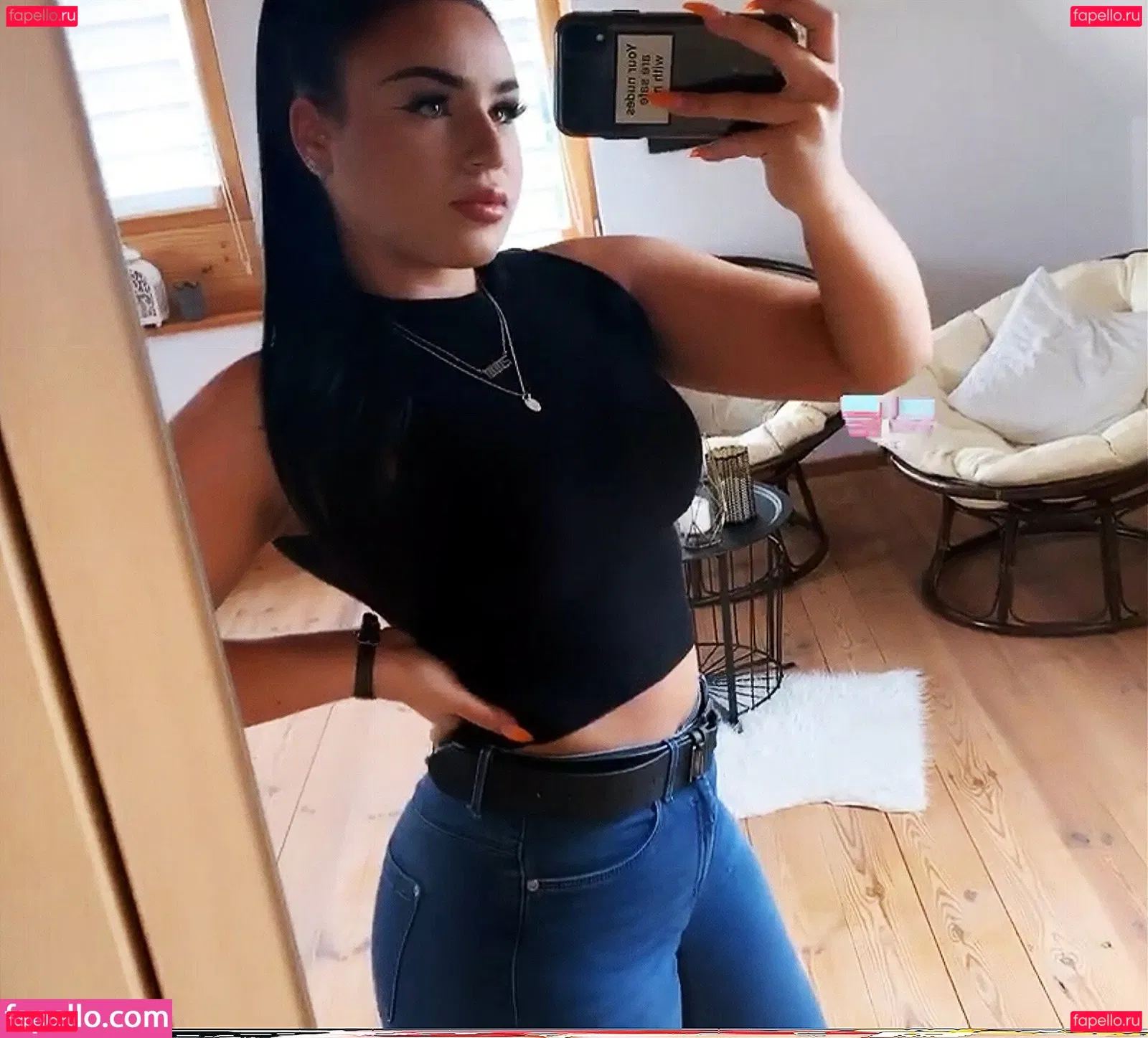 Fiona Schramm Onlyfans Photo Gallery 