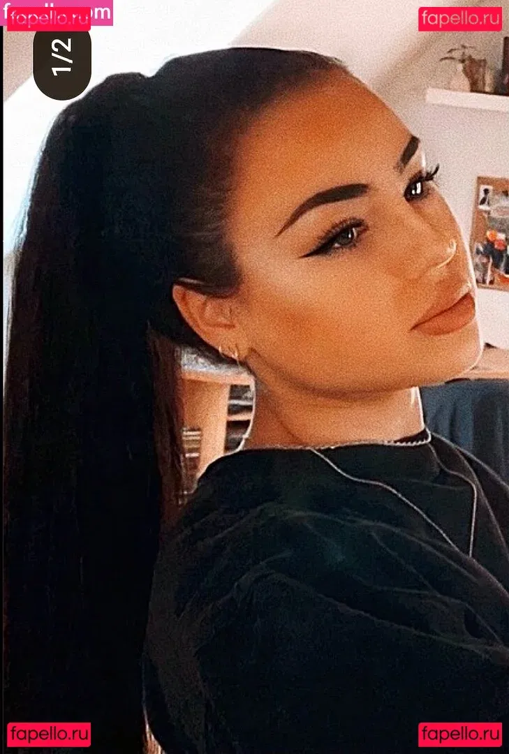 Fiona Schramm Onlyfans Photo Gallery 