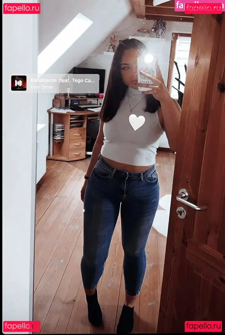 Fiona Schramm Onlyfans Photo Gallery 