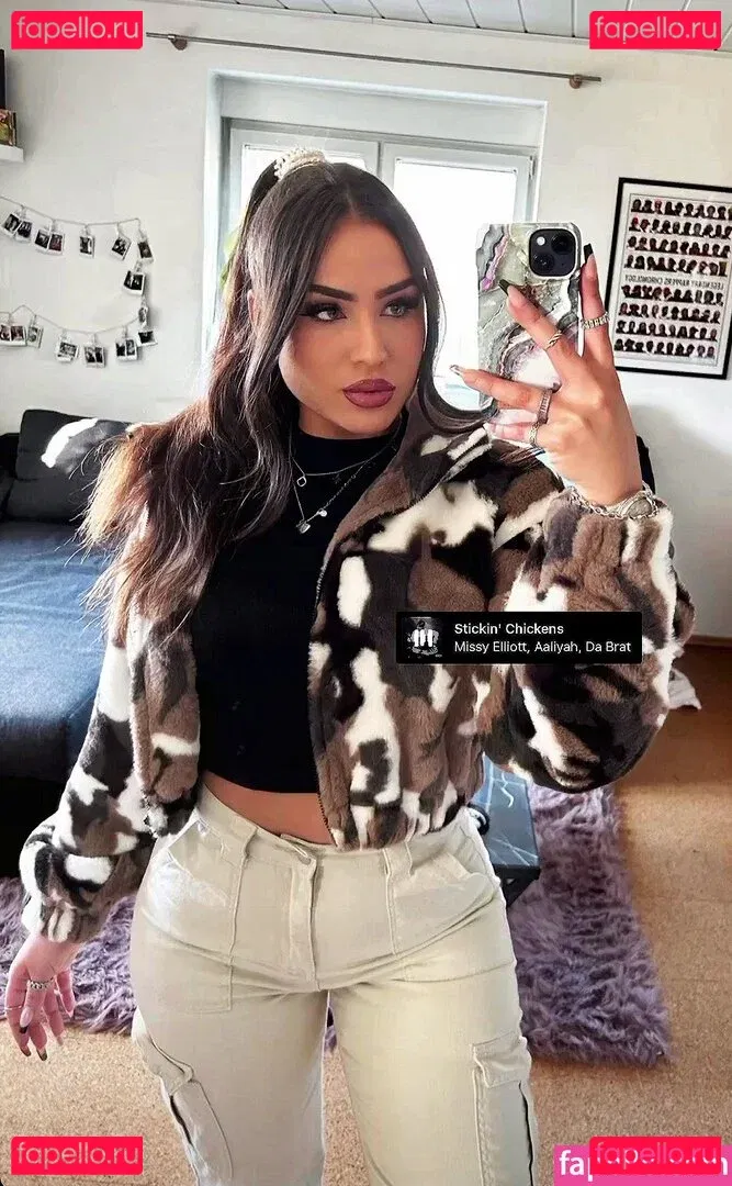 Fiona Schramm Onlyfans Photo Gallery 