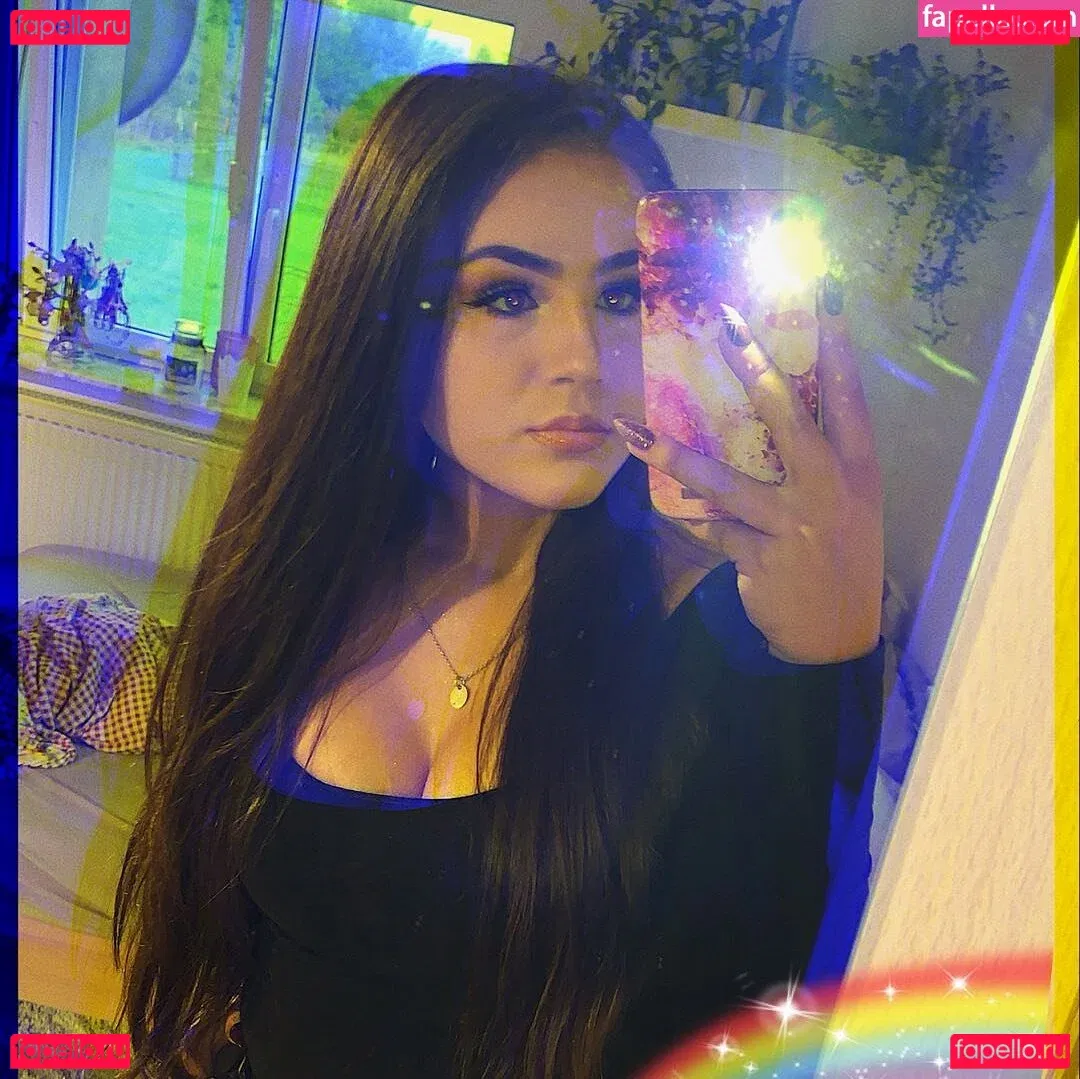 Fiona Schramm Onlyfans Photo Gallery 