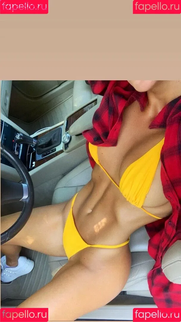 no_lesbi Onlyfans Photo Gallery 