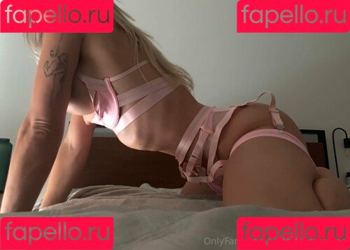 no_lesbi Onlyfans Photo Gallery 