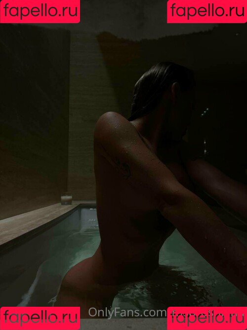 no_lesbi Onlyfans Photo Gallery 