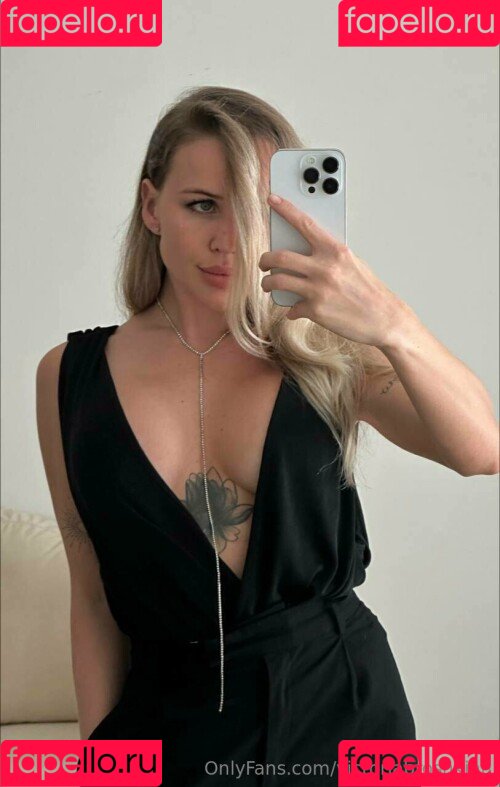 no_lesbi Onlyfans Photo Gallery 