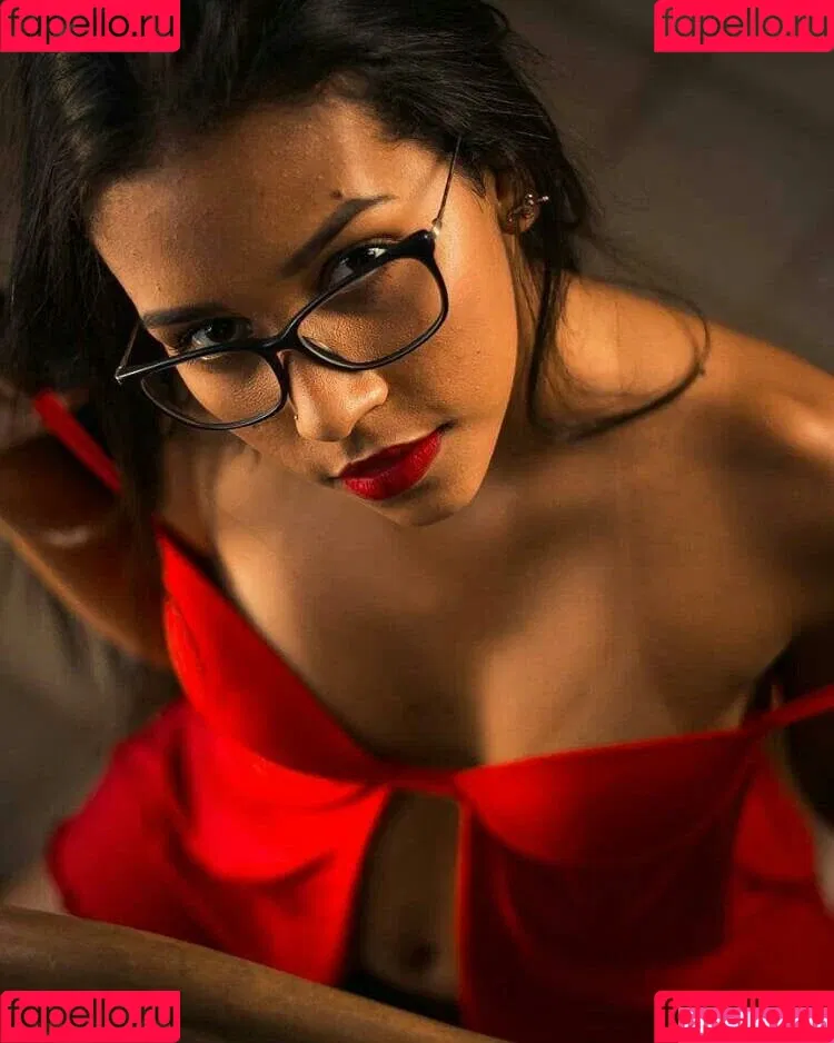 MaceiÓ Onlyfans Photo Gallery 