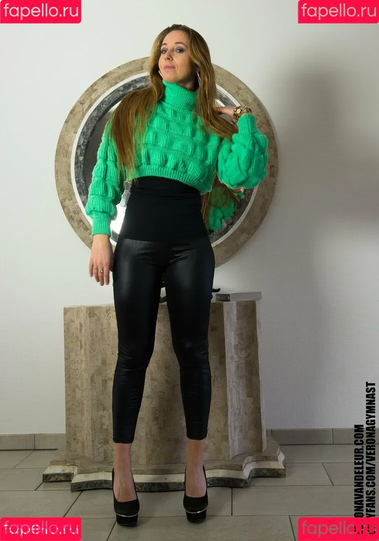 veronavandeleur Onlyfans Photo Gallery 