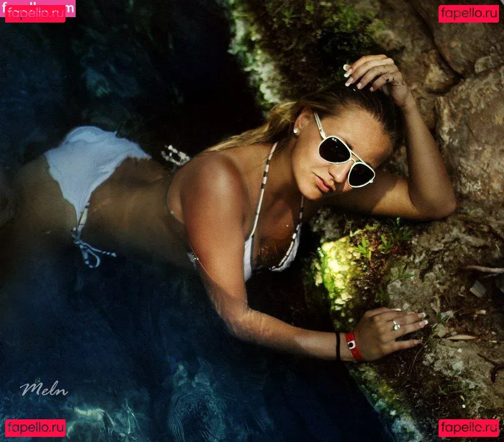 melons_fans Onlyfans Photo Gallery 