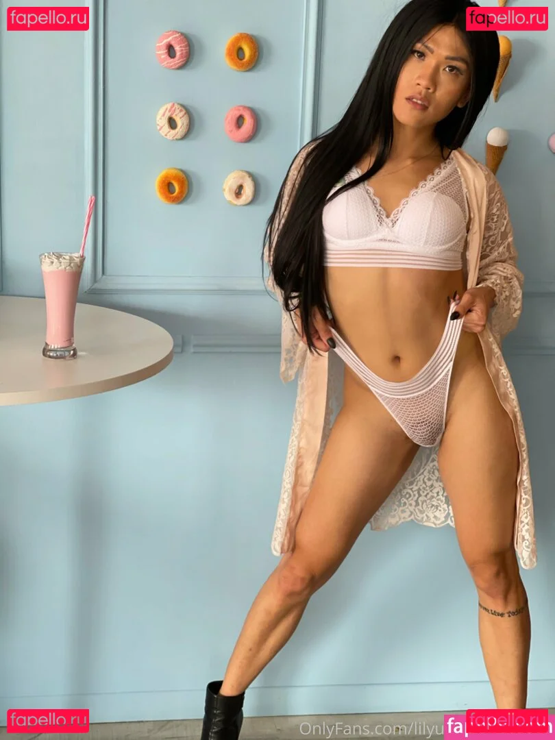 lilyuw888 Onlyfans Photo Gallery 