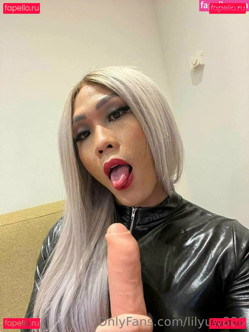 lilyuw888 Onlyfans Photo Gallery 