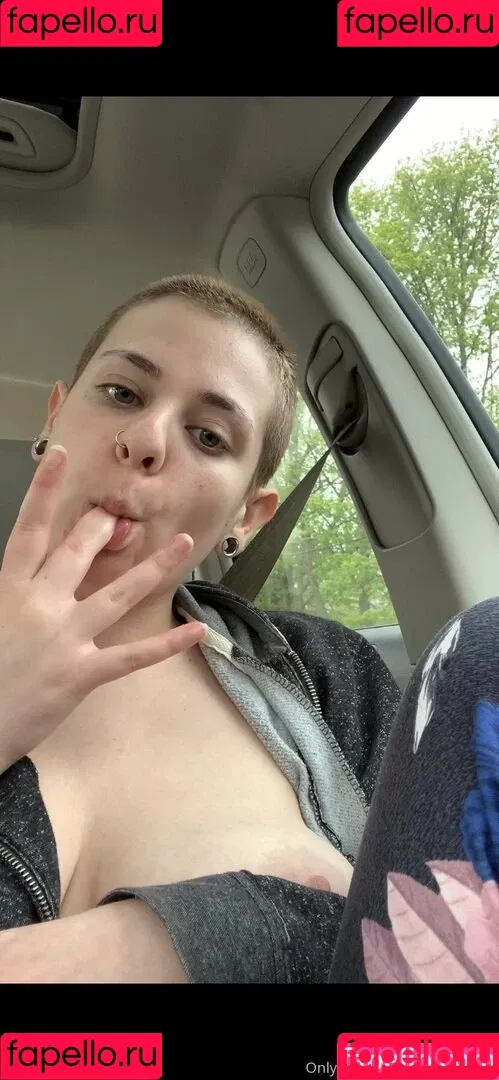 Luna Larei Onlyfans Photo Gallery 