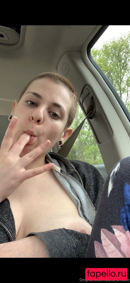 Luna Larei Nude Onlyfans Photo 21