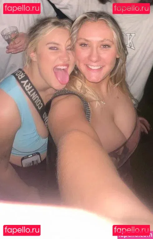 Zoe H Onlyfans Photo Gallery 