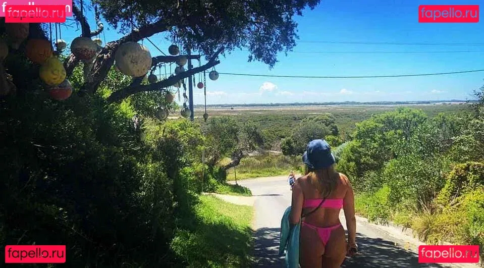 Zoe H Onlyfans Photo Gallery 