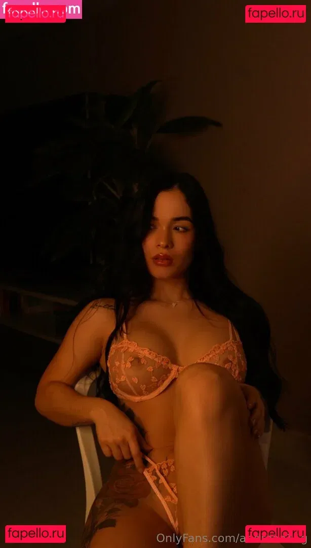 andreaa11g Onlyfans Photo Gallery 